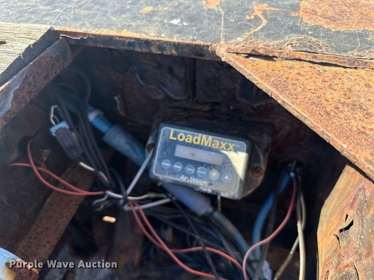 image for item DN0803 2015 XL Specialized  XL90MDE lowboy equipment trailer