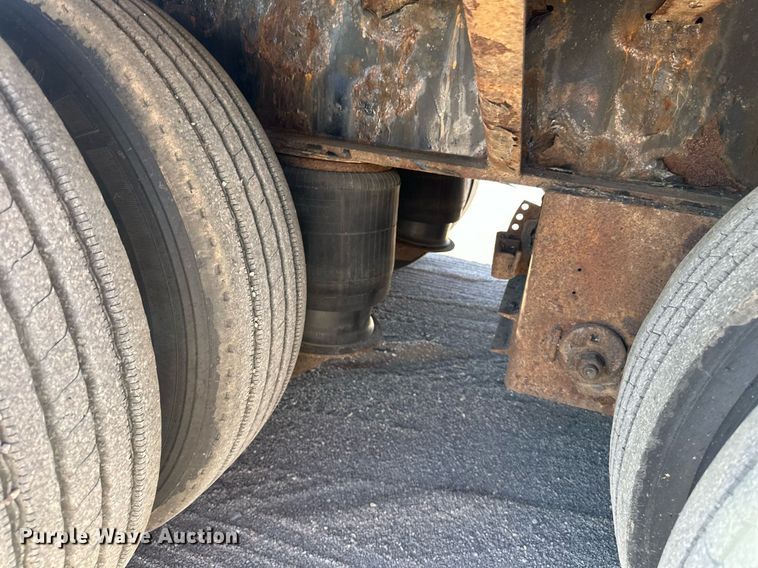 image for item DN0803 2015 XL Specialized  XL90MDE lowboy equipment trailer