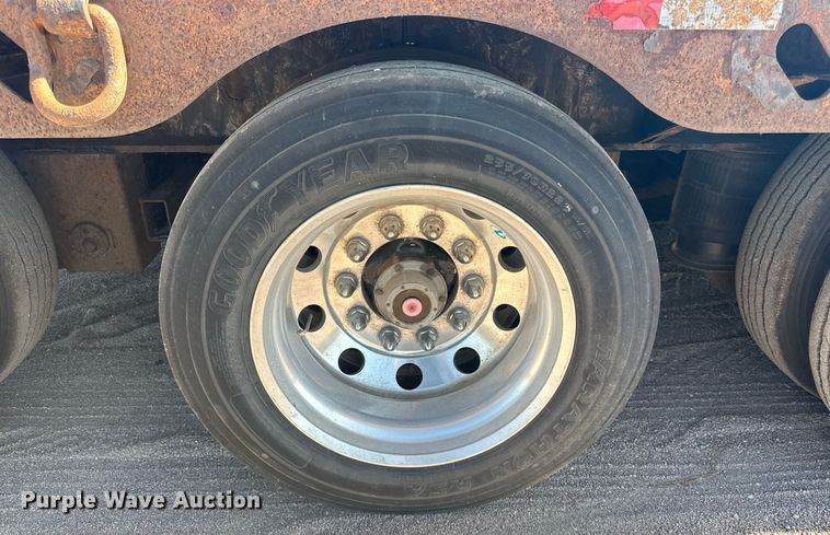 image for item DN0803 2015 XL Specialized  XL90MDE lowboy equipment trailer