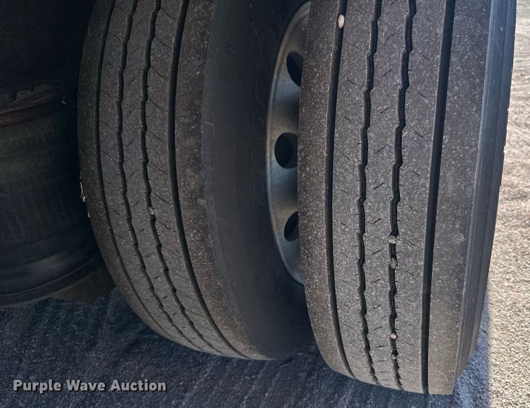 image for item DN0803 2015 XL Specialized  XL90MDE lowboy equipment trailer