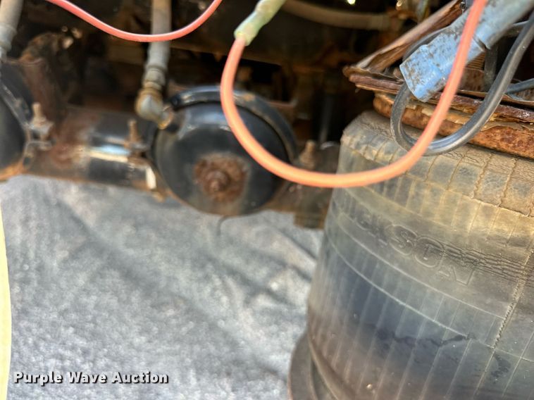 image for item DN0803 2015 XL Specialized  XL90MDE lowboy equipment trailer