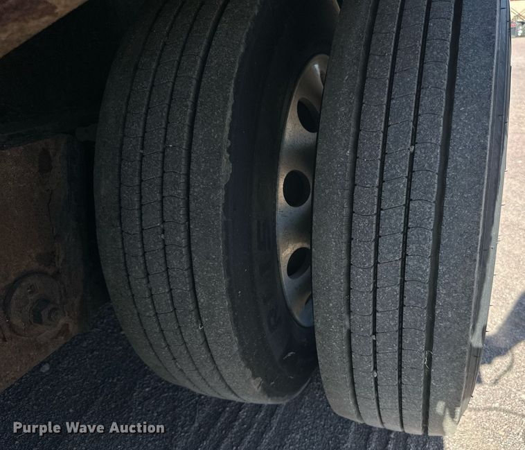 image for item DN0803 2015 XL Specialized  XL90MDE lowboy equipment trailer