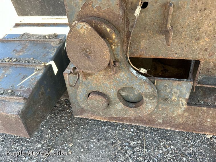 image for item DN0804 2018 XL Specialized  XL80 MDE  lowboy equipment trailer