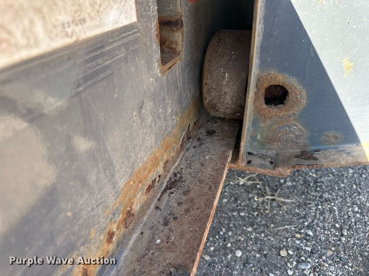 image for item DN0804 2018 XL Specialized  XL80 MDE  lowboy equipment trailer