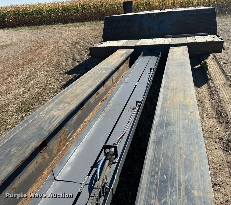 image for item DN0804 2018 XL Specialized  XL80 MDE  lowboy equipment trailer