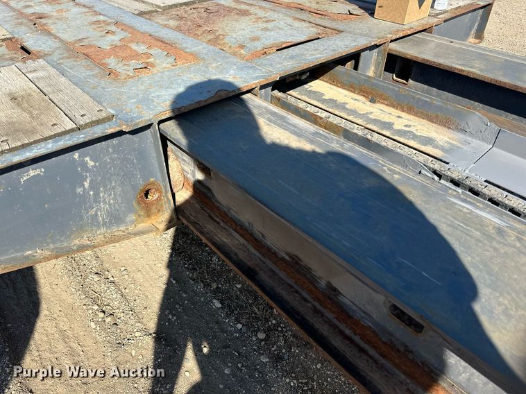 image for item DN0804 2018 XL Specialized  XL80 MDE  lowboy equipment trailer