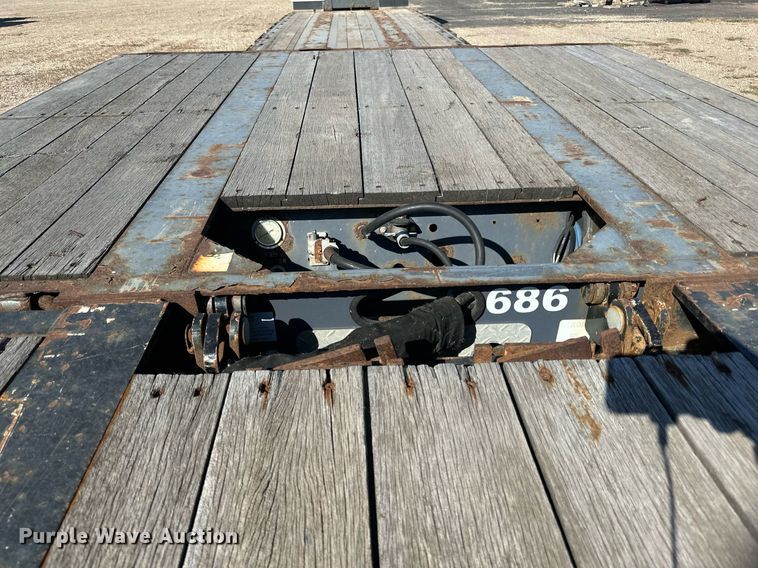 image for item DN0804 2018 XL Specialized  XL80 MDE  lowboy equipment trailer