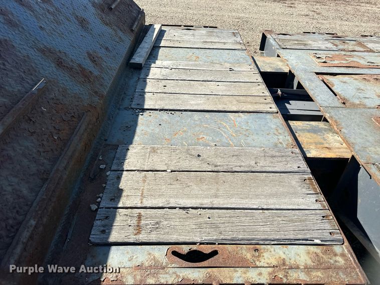 image for item DN0804 2018 XL Specialized  XL80 MDE  lowboy equipment trailer