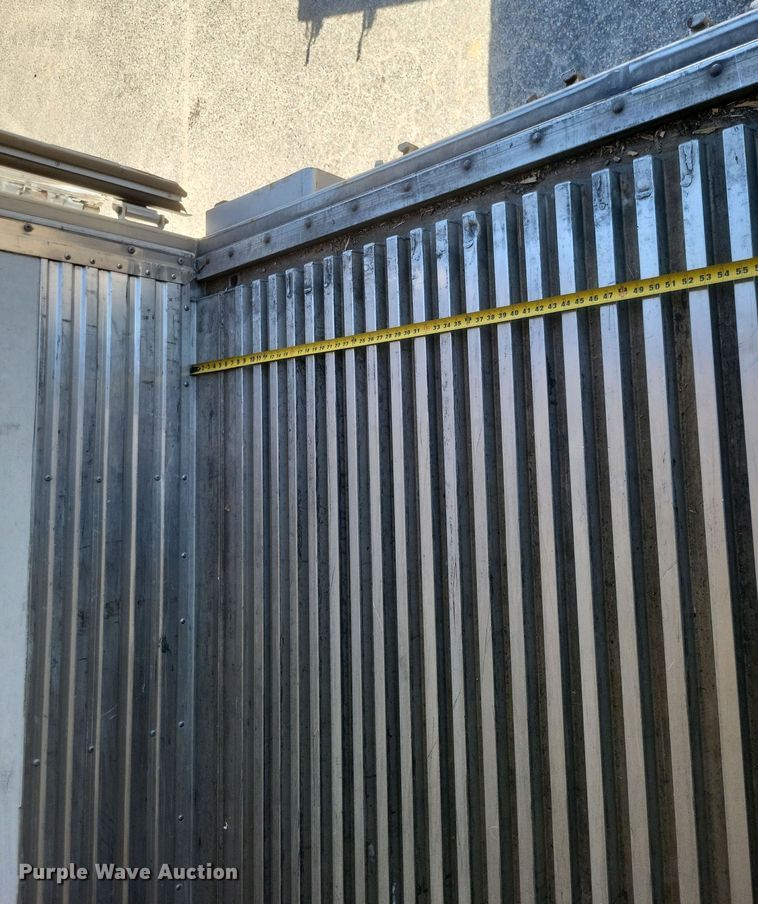 image for item DQ3719 2015 Great Dane  1GR refrigerated van trailer