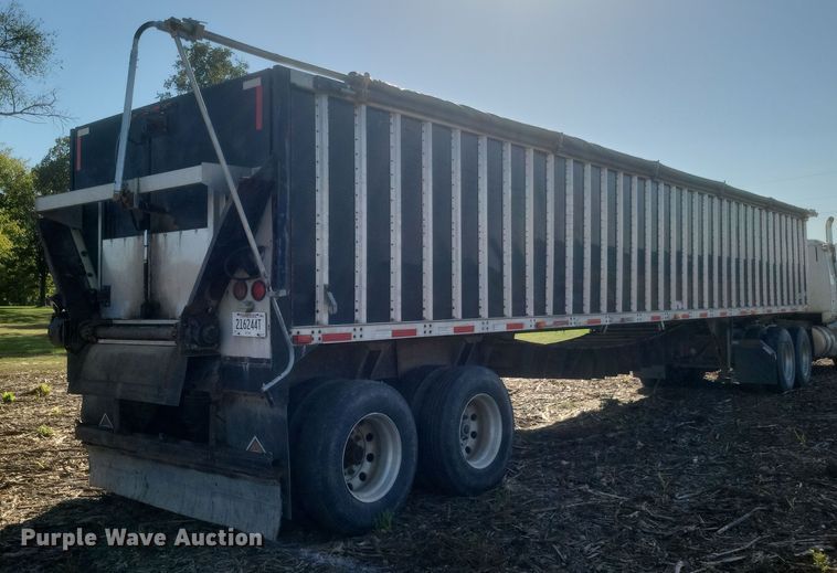 image for item DQ3721 2007 Valley Farm Industries Aulick Aluminator live bottom trailer