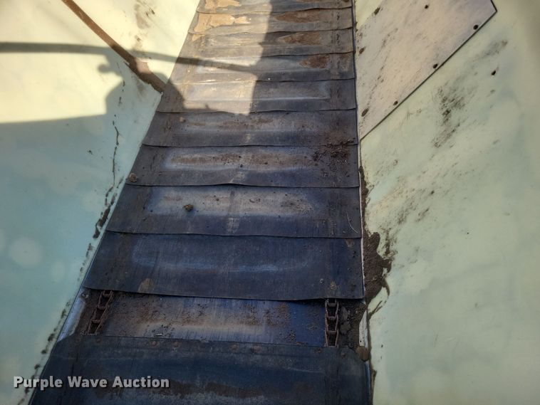 image for item DQ3721 2007 Valley Farm Industries Aulick Aluminator live bottom trailer