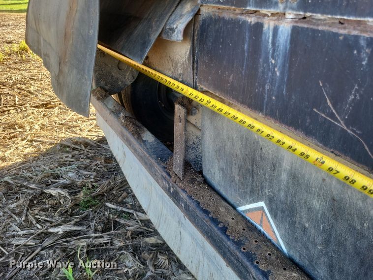 image for item DQ3721 2007 Valley Farm Industries Aulick Aluminator live bottom trailer