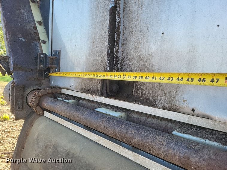 image for item DQ3721 2007 Valley Farm Industries Aulick Aluminator live bottom trailer