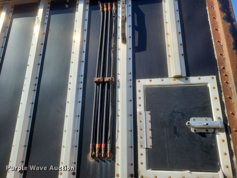 image for item DQ3721 2007 Valley Farm Industries Aulick Aluminator live bottom trailer