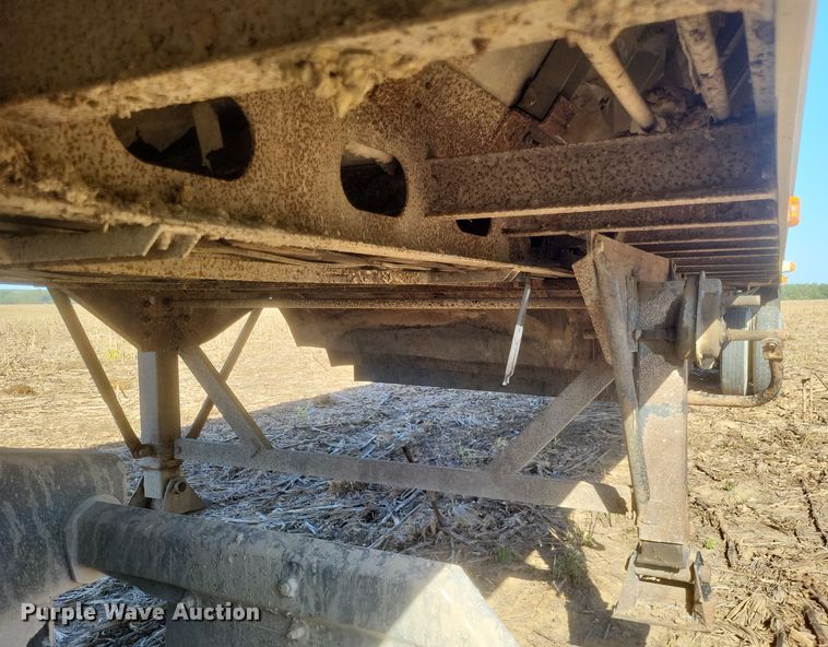 image for item DQ3721 2007 Valley Farm Industries Aulick Aluminator live bottom trailer