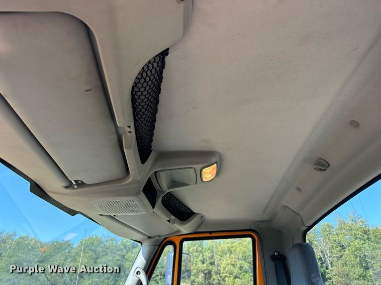 image for item DT2012 2009 International  WorkStar 7600 truck cab and chassis