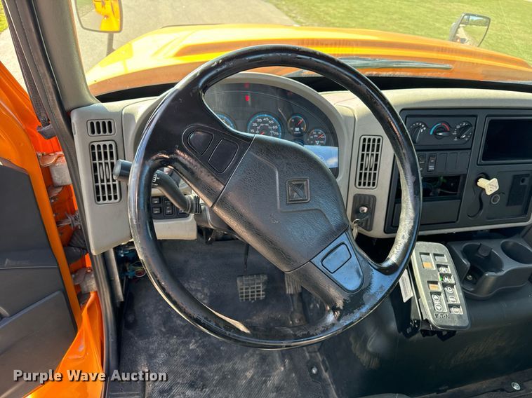 image for item DT2012 2009 International  WorkStar 7600 truck cab and chassis