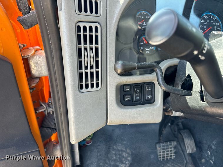 image for item DT2012 2009 International  WorkStar 7600 truck cab and chassis