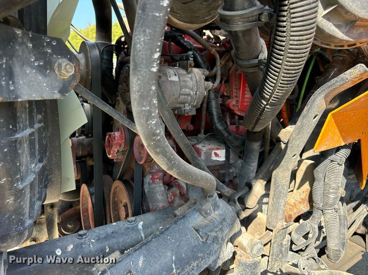 image for item DT2012 2009 International  WorkStar 7600 truck cab and chassis