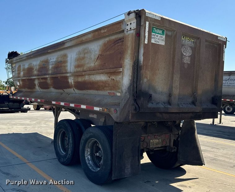 image for item DT2036 1999 Hilbilt end dump trailer