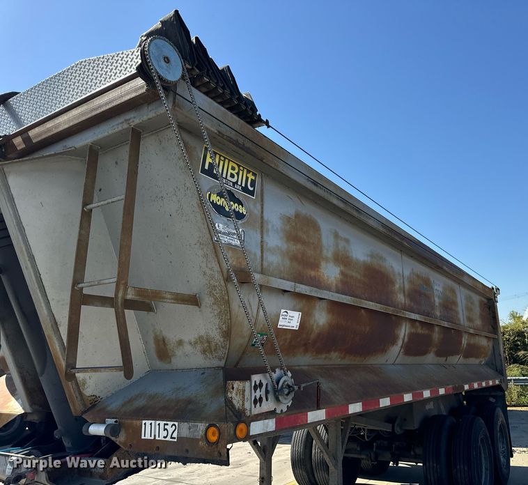 image for item DT2036 1999 Hilbilt end dump trailer