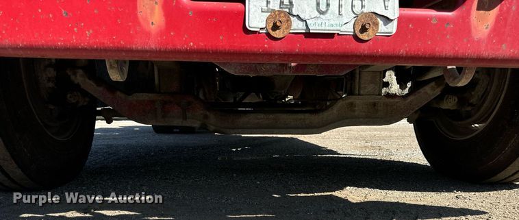 image for item DT2039 2003 Mack  RD688S semi truck