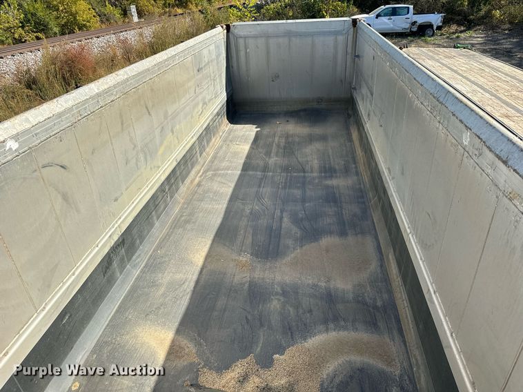 image for item DT2060 2016 Mac  end dump trailer