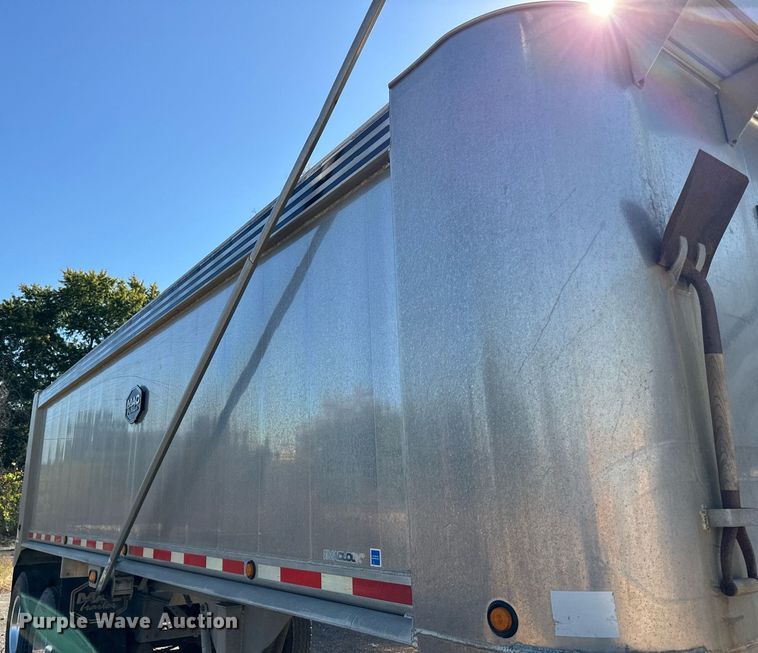 image for item DT2060 2016 Mac  end dump trailer