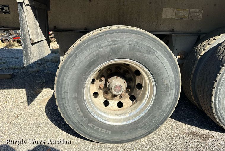 image for item DT2060 2016 Mac  end dump trailer