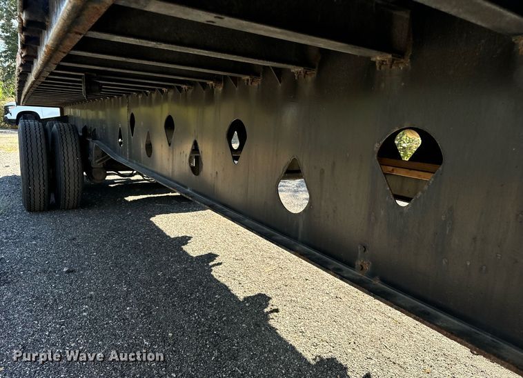 image for item DT2061 2008 Manac  flatbed trailer