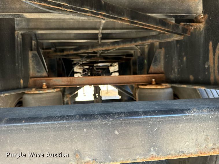 image for item DT2061 2008 Manac  flatbed trailer