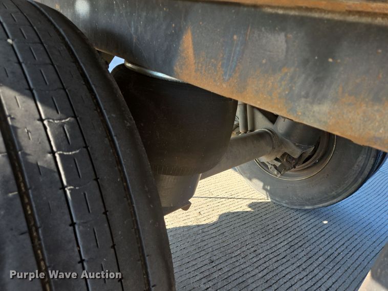 image for item DT5303 2007 Utility VS2RA refrigerated van trailer