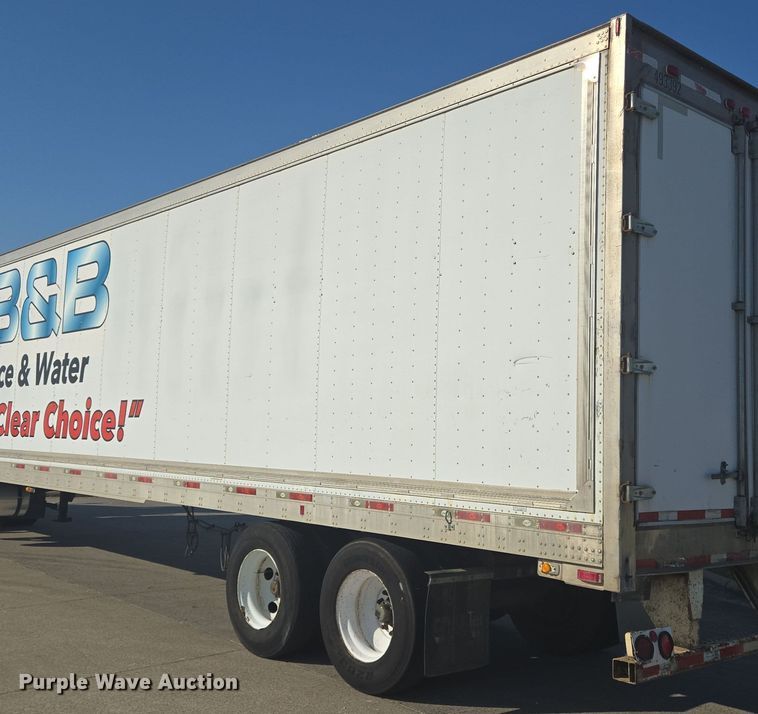 image for item DT5304 2007 Utility refrigerated van trailer