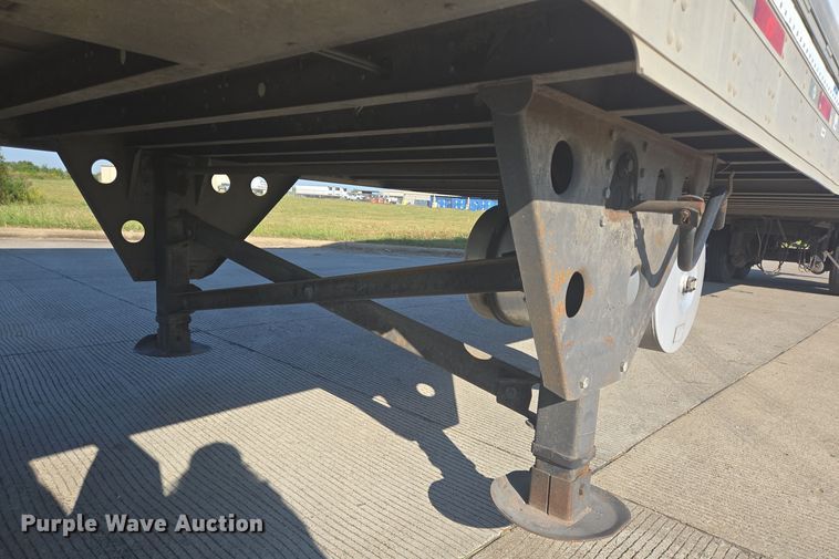 image for item DT5304 2007 Utility refrigerated van trailer