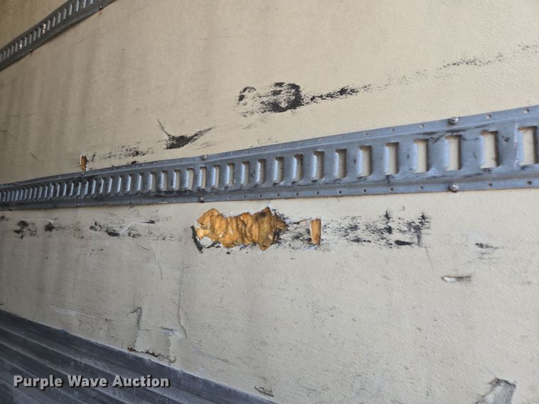 image for item DT5304 2007 Utility refrigerated van trailer