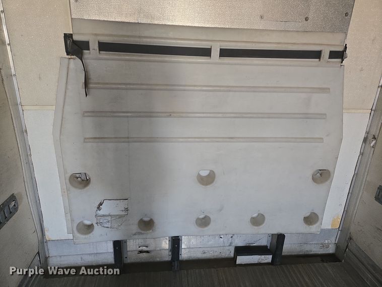 image for item DT5304 2007 Utility refrigerated van trailer