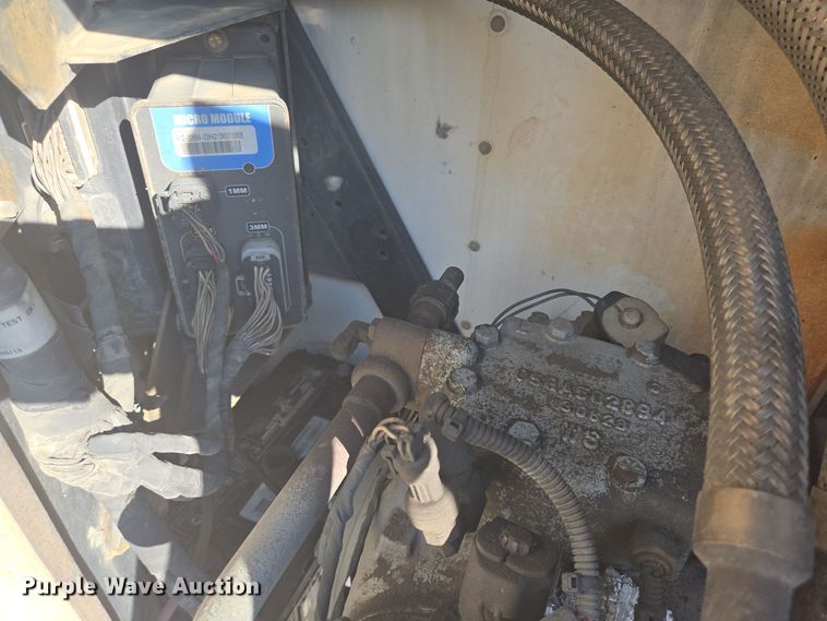 image for item DT5304 2007 Utility refrigerated van trailer