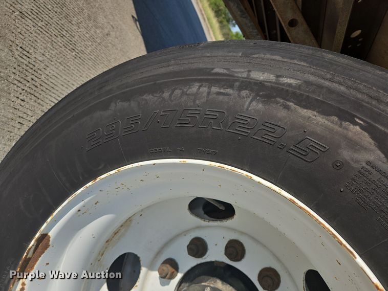 image for item DT5304 2007 Utility refrigerated van trailer