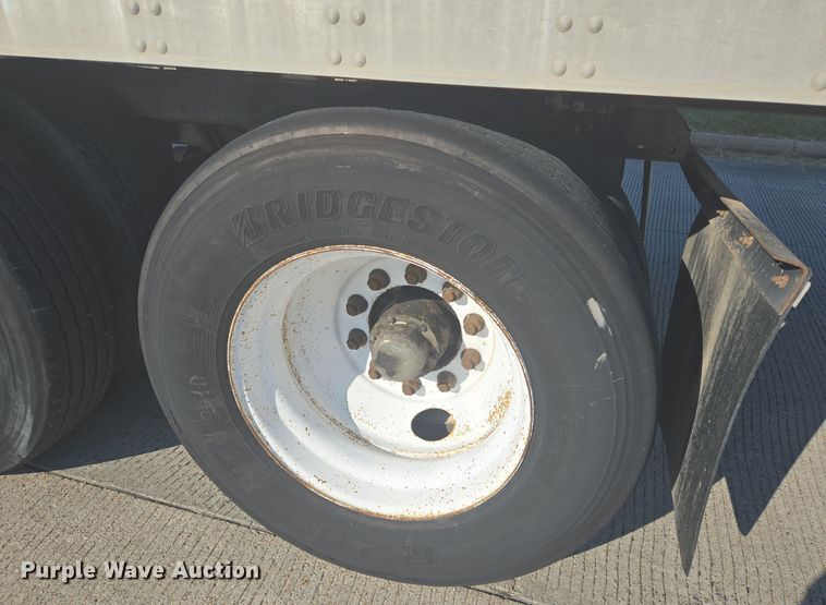 image for item DT5304 2007 Utility refrigerated van trailer