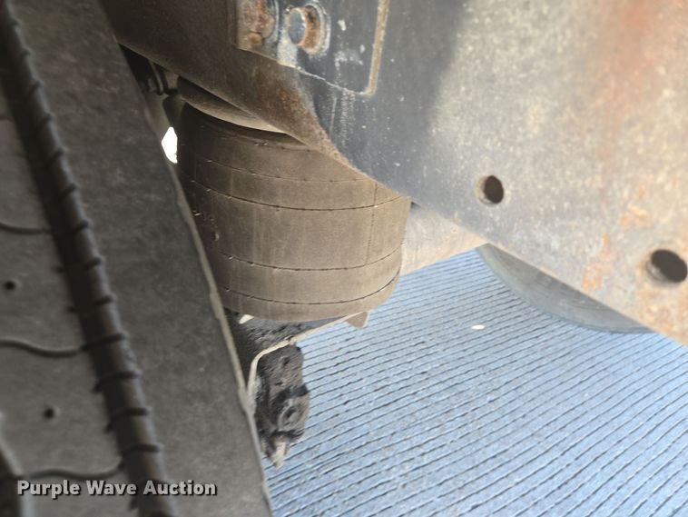 image for item DT5304 2007 Utility refrigerated van trailer