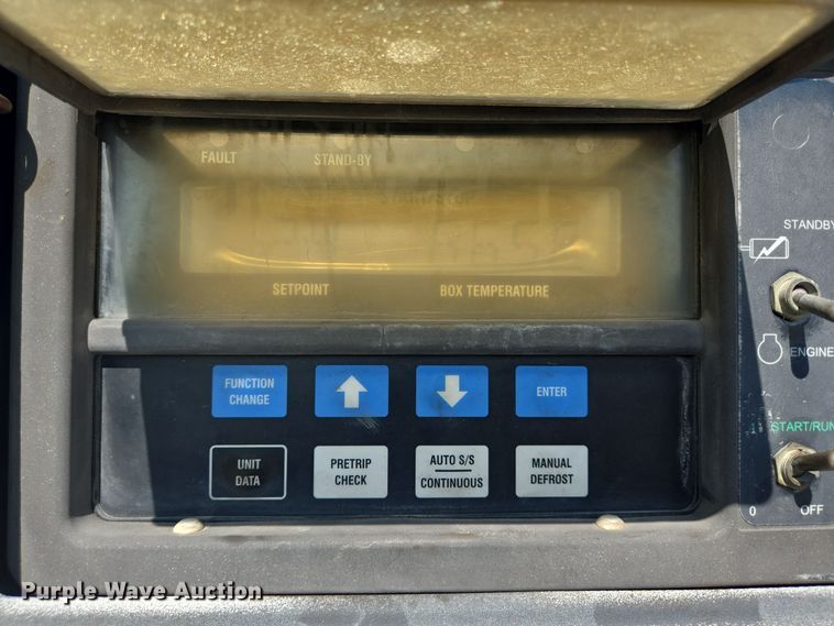 image for item DT5307 2007 Utility refrigerated van trailer