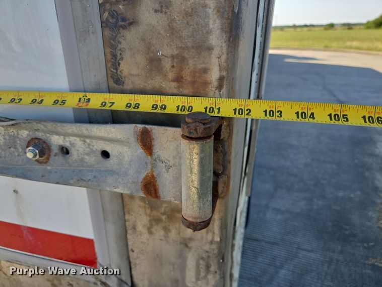 image for item DT5307 2007 Utility refrigerated van trailer