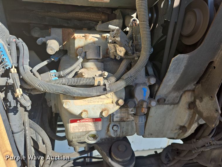 image for item DT5307 2007 Utility refrigerated van trailer