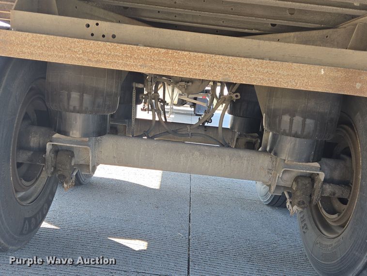 image for item DT5307 2007 Utility refrigerated van trailer