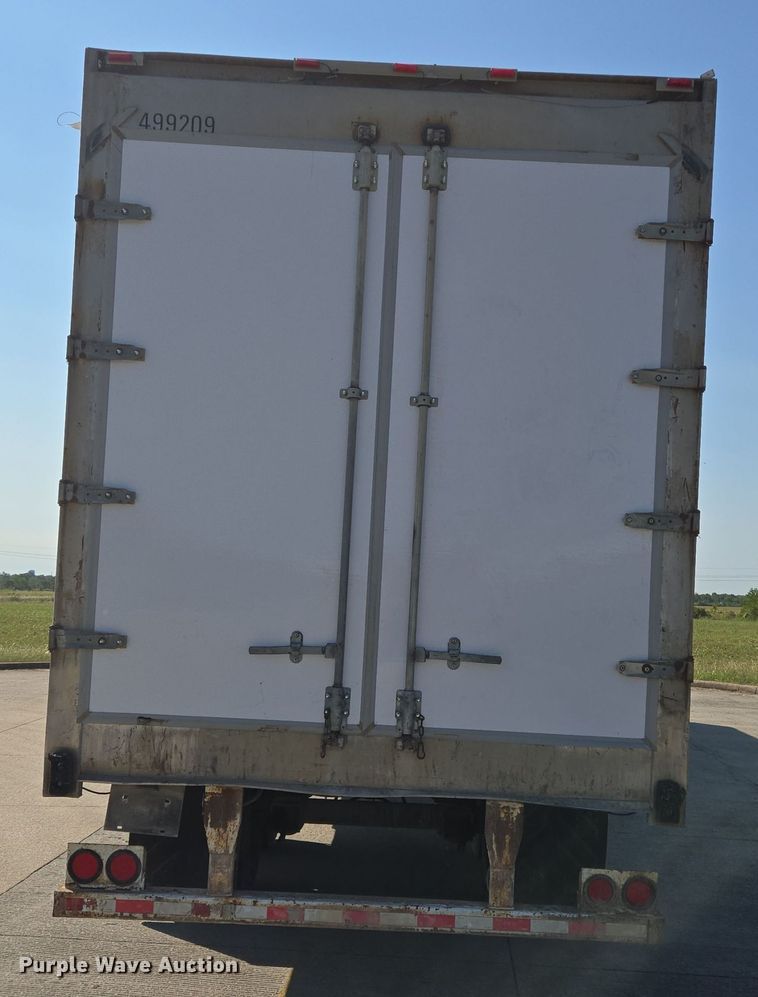 image for item DT5308 2007 Utility refrigerated van trailer