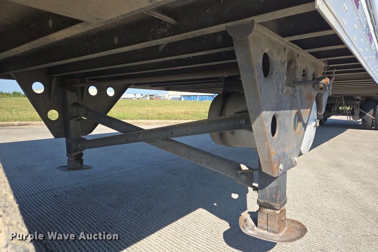 image for item DT5308 2007 Utility refrigerated van trailer