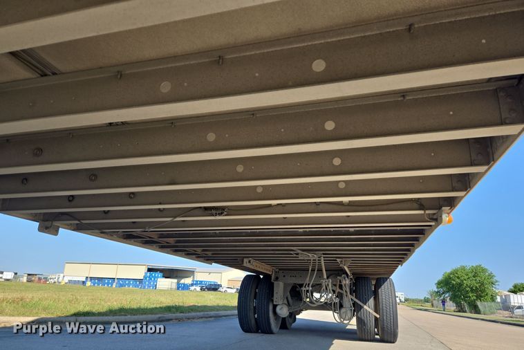 image for item DT5308 2007 Utility refrigerated van trailer