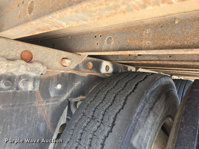 image for item DT5308 2007 Utility refrigerated van trailer