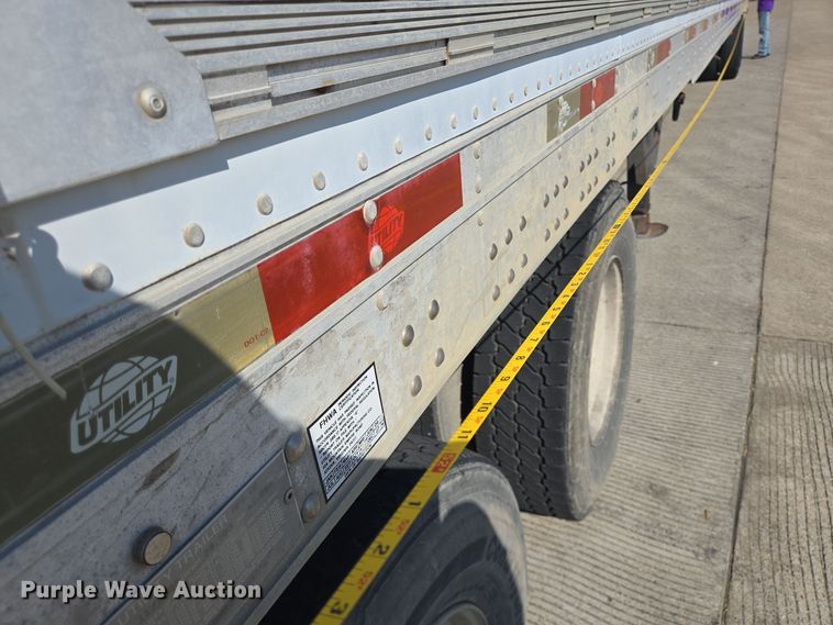 image for item DT5308 2007 Utility refrigerated van trailer