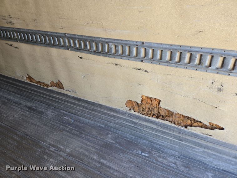 image for item DT5308 2007 Utility refrigerated van trailer